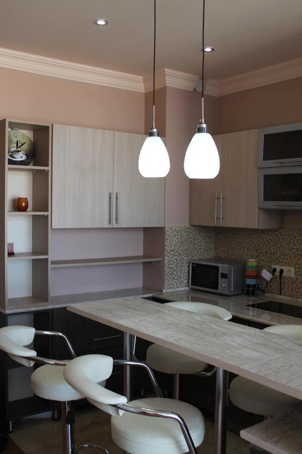 Batumi First Line Apartment エクステリア 写真