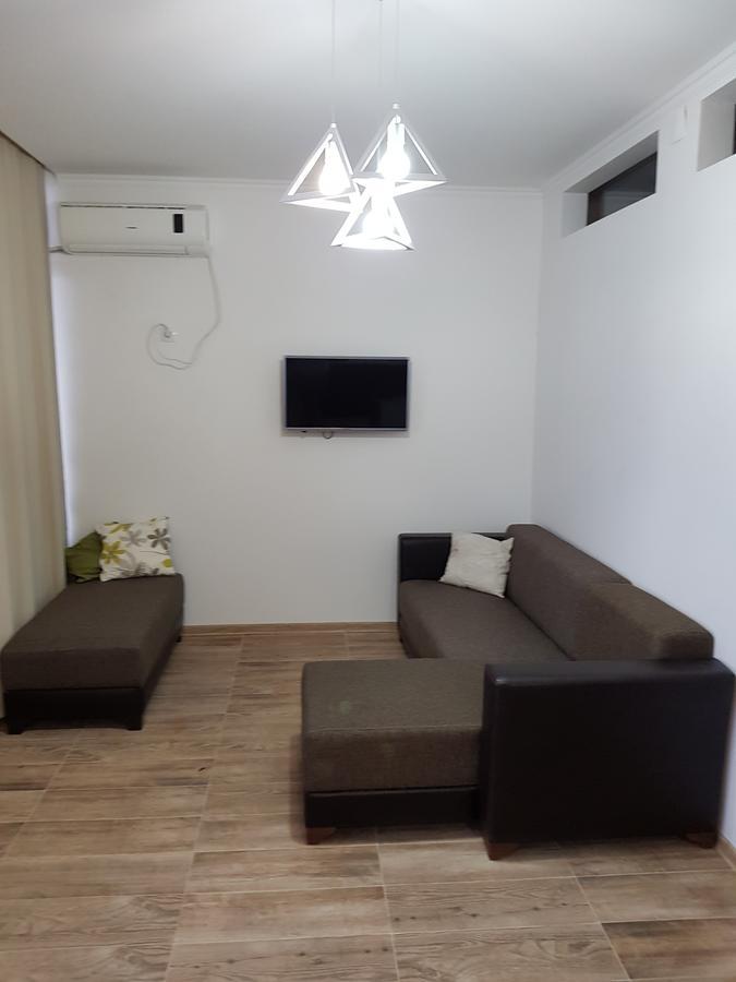 Batumi First Line Apartment エクステリア 写真